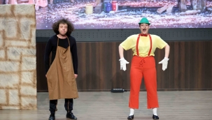 KARATAY'DA ÇOCUKLAR TİYATRODA BULUŞUYOR 