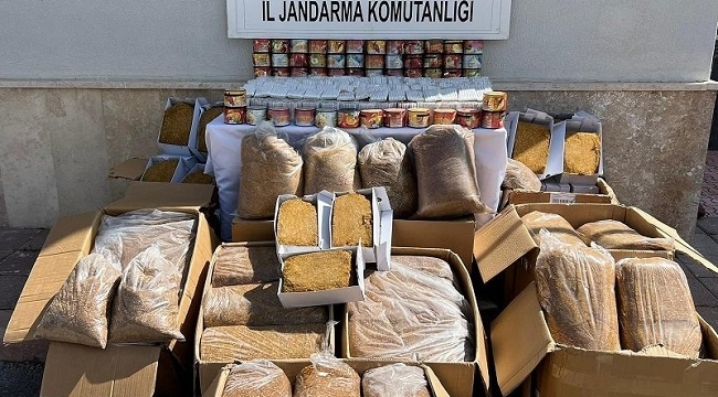 Konya'da Kaçakçılara Jandarma Darbesi: Binlerce Makaron ve Tonlarca Tütün Ele Geçirildi! 