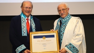 NEÜ'de Ergün Kırlıkovalı Öğrencilerle Bir Araya Geldi 