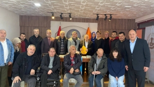 Prof. Dr. Hüseyin Muşmal , Selçukyalı Şair ve Yazarlarla buluştu. 