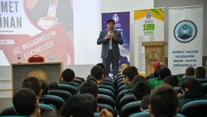 SELÇUKLU'DA "OKUR-YAZAR BULUŞMALARI" 4. KEZ ÖĞRENCİ VE YAZARLARI BİR ARAYA GETİRİYOR 