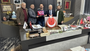 Tokarev Silah Sanayi'ye Önemli Ziyaret: Siyaset ve Medya Dünyasından Çıkarma 