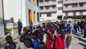 Yunak'ta Öğretmenler ve Öğrenciler Tek Yürek Oldu 