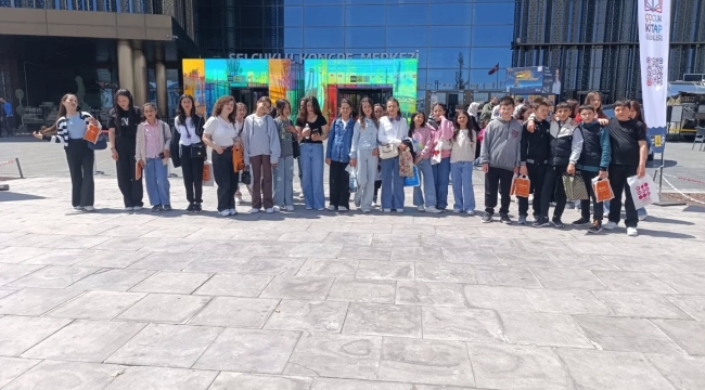 YUNAKLI ÖĞRENCİLER "2. ÇOCUK KİTAP GÜNLERİ" İÇİN KONYA'DA 