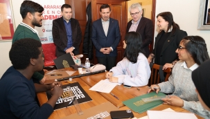 48 ÜLKEDEN ÖĞRENCİLER SANATTA BİRLEŞTİ 