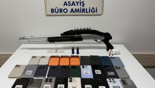 AKŞEHİR'DE KAÇAK CEP TELEFONU OPERASYONU İKİ GÖZALTI