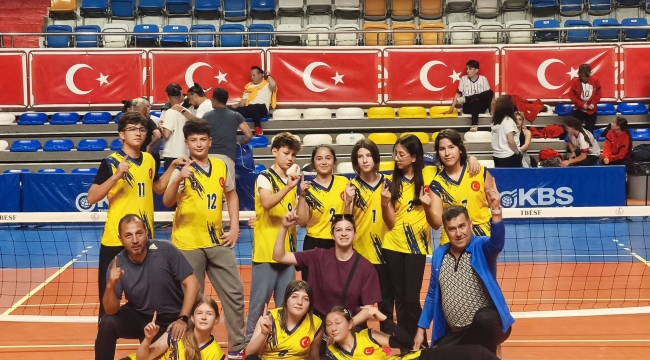 ATATÜRK ORTAOKULU TÜRKİYE DÖRDÜNCÜSÜ OLDU 