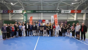 "KONYA İL BİRİNCİLİĞİ TENİS TURNUVASI"NDA ÖDÜLLER SAHİBİNİ BULDU 