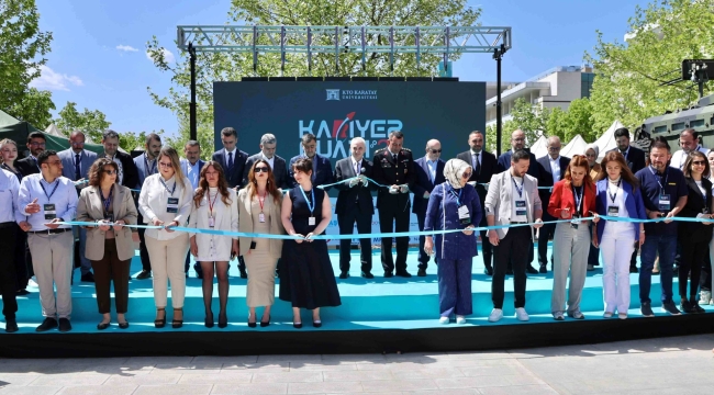 KTO KARATAYLI ÖĞRENCİLER, İŞ DÜNYASI İLE KARİYER FUARI'26'DA BULUŞTU 