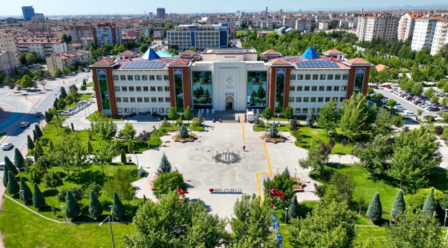 SELÇUKLU BAYRAMA HAZIR 