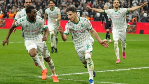 TÜMOSAN Konyaspor finalde: Beşiktaş'ı saf dışı bıraktı 