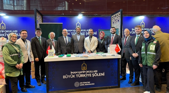 Yeşilay'dan İmam Hatip Okulları Büyük Türkiye Şöleni'nde Farkındalık Çalışmaları 