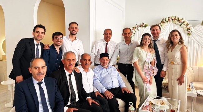 Ahmet Hakan ve Vildan Nişanlandı 