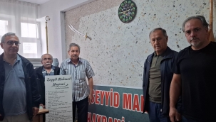 Akşender Yönetimi, Seyyid Mahmut Hayrani Derneği'ni Ziyaret Etti 