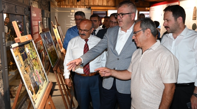 FOTOĞRAF SANATÇISI MUSTAFA ÜNAL İLK KİŞİSEL SERGİSİNİ AÇTI 