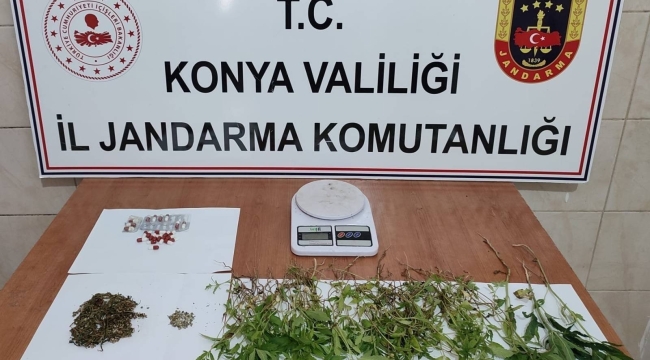 Konya Jandarma'dan Zehir Tacirlerine Geçit Yok: 24 Binden Fazla Uyuşturucu Hap Ele Geçirildi! 