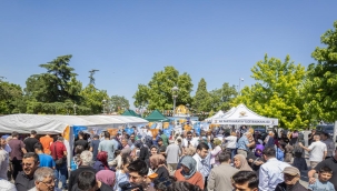Kültürpark'ta Aşure Bereketi Paylaşıldı 