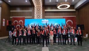 MHP MERAM'DA COŞKULU KONGRE: MAHMUT YAMAN GÜVEN TAZELEDİ 