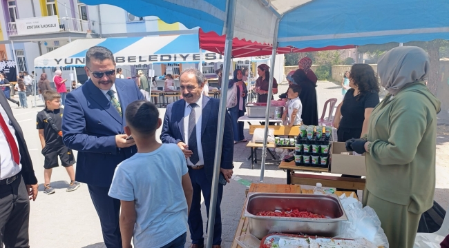 YUNAK ATATÜRK İLKOKULDAN KERMES 