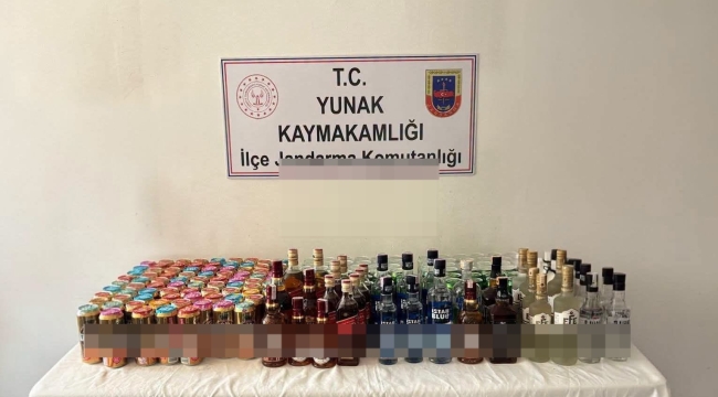 YUNAK'TA RUHSATSIZ ALKOLLÜ İÇECEK SATIŞINA GEÇİT YOK !