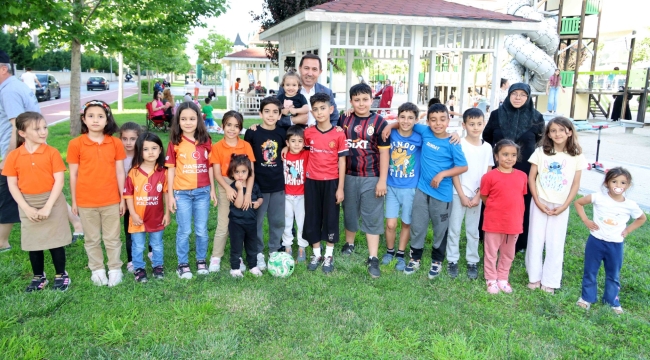 BAŞKAN KILCA, KAFE KARATAY'DA VATANDAŞLARLA BULUŞTU 