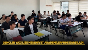 GENÇLER, YAZI LİSE MEDENİYET AKADEMİLERİ'NDE KARŞILADI 