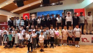 Konya'daki 15 Temmuz Etkinliğinde Gaziler ve Öğrenciler Buluştu 