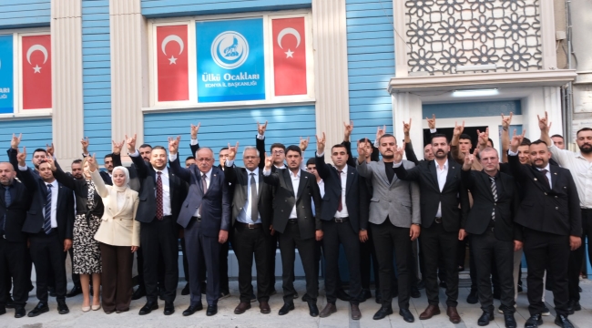 Konya Ülkü Ocakları İl Başkanlığı, MHP Genel Başkan Yardımcısı ve Konya Milletvekili Mustafa Kalaycı'yı Ağırladı 