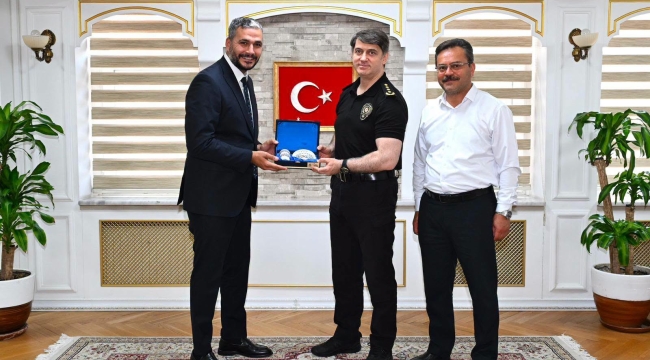 ÖMER APİL'DEN İL EMNİYET MÜDÜRÜ KOÇ'A ZİYARET 