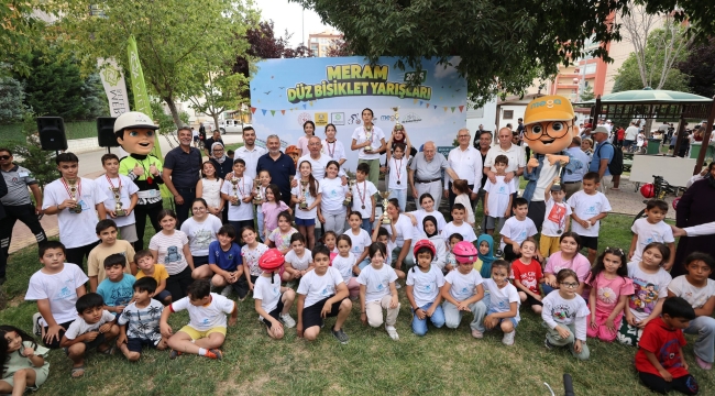 PEDALLAR, MAHALLE KÜLTÜRÜNÜ YAŞATMAK İÇİN DÖNDÜ 