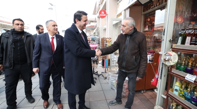 SAADET PARTİSİ ZİRVEYİ KİMSEYE BIRAKMIYOR! 