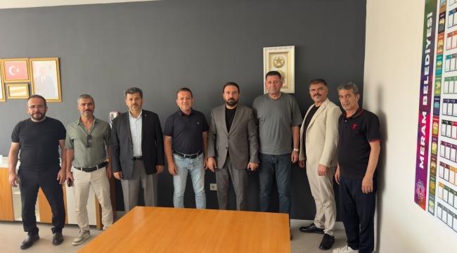 YENİ MEDYA CEMİYETİ'NİN ZİYARETLERİ SÜRÜYOR: BU KEZ BELEDİYELERİN BASIN EMEKÇİLERİYLE BULUŞTULAR 